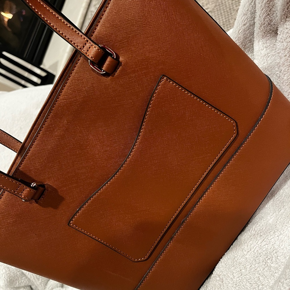 Guess Los Angeles Cognac Tote Bag - Picture 5 of 12